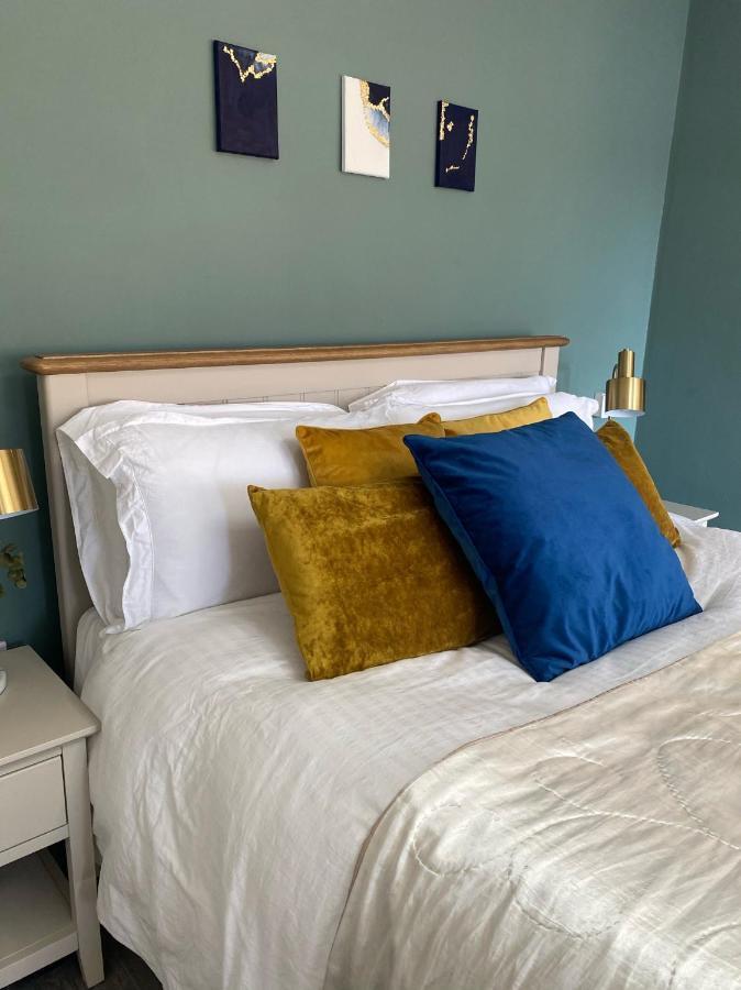 The Cosy Cabin By The Shore Galway Extérieur photo