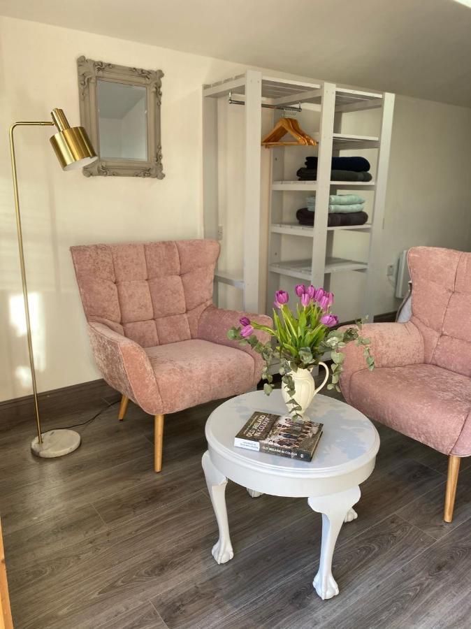 The Cosy Cabin By The Shore Galway Extérieur photo